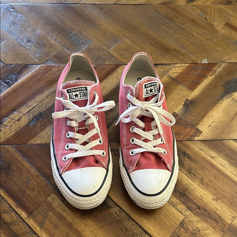 Converse All⭐️Star Sneakers- Size 9